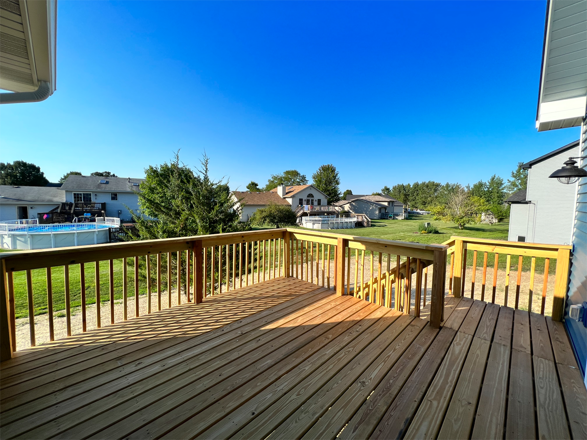 The Franklin wood deck with railing
